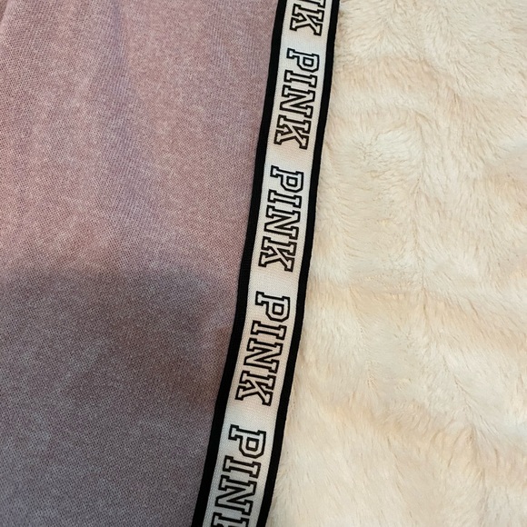 Pink Victoria’s Secret pyjama pants - Picture 2 of 2